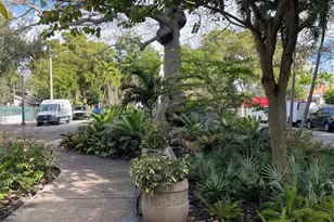 852 SW 13th Ave, Miami, FL 33135 - Photo 17