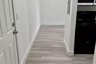 852 SW 13th Ave, Miami, FL 33135 - Photo 5