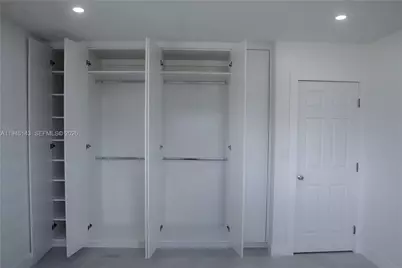 973 NW 8th St, Homestead, FL 33030 - Photo 11