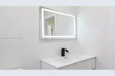 973 NW 8th St, Homestead, FL 33030 - Photo 7