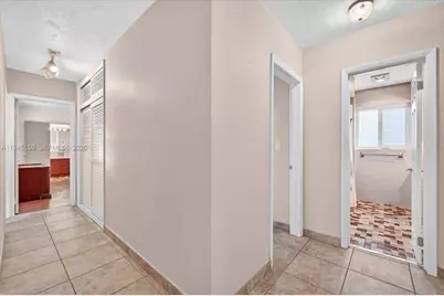 1621 NW 110 Ter, Pembroke Pines, FL 33026 - Photo 17