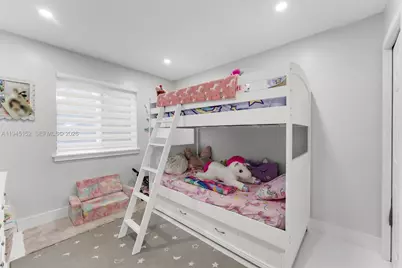 20512 SW 93rd Ave, Cutler Bay, FL 33189 - Photo 17