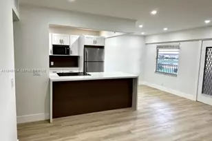 13255 SW 9th Ct, Pembroke Pines, FL 33027 - Photo 3