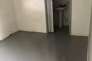 1300 Marseille Dr, Miami Beach, FL 33141 - Photo 13