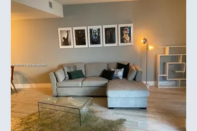 121 NE 34th St #1914, Miami, FL 33137 - Photo 3