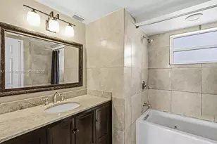 1075 NE Miami Gardens Dr, Miami, FL 33179 - Photo 31