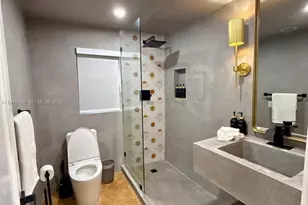 905 SW 13th Ct, Miami, FL 33135 - Photo 15