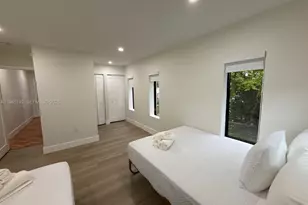 905 SW 13th Ct, Miami, FL 33135 - Photo 21