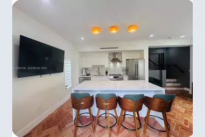 905 SW 13th Ct, Miami, FL 33135 - Photo 9