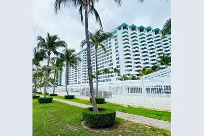 2899 Collins Ave #1620, Miami Beach, FL 33140 - Photo 51