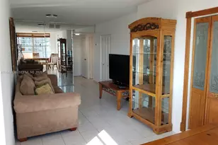 2899 Collins Ave, Miami Beach, FL 33140 - Photo 9