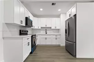 13310 NW 17th Pl, Miami, FL 33167 - Photo 19