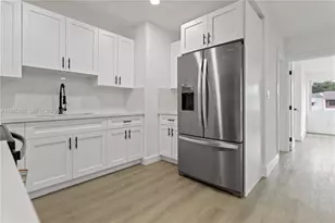 13310 NW 17th Pl, Miami, FL 33167 - Photo 21