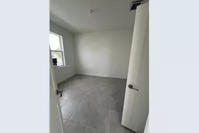 12306 NW 23 Ct #12306, Miami, FL 33167 - Photo 3