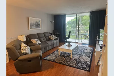 2861 Somerset Dr #409, Lauderdale Lakes, FL 33311 - Photo 5