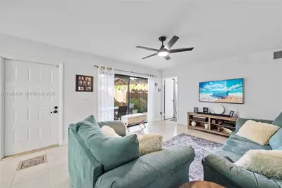 11920 SW 9th Mnr, Davie, FL 33325 - Photo 5