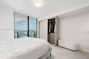 1000 Brickell Plaza, Miami, FL 33131 - Photo 7