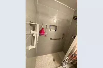 925 SW 11th Ave #1J, Hallandale Beach, FL 33009 - Photo 9