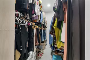 3172 W 79th Pl, Hialeah, FL 33018 - Photo 21