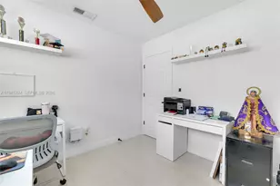 3172 W 79th Pl, Hialeah, FL 33018 - Photo 23