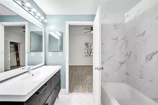 1978 Madeira Dr, Weston, FL 33327 - Photo 9