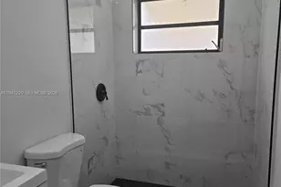 6855 NW 9th St, Margate, FL 33063 - Photo 9