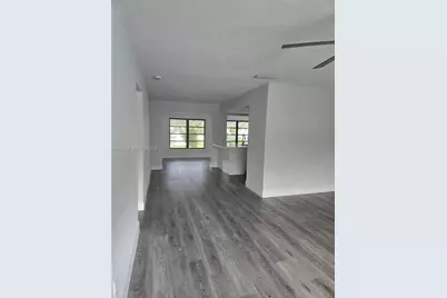 6855 NW 9th St, Margate, FL 33063 - Photo 3