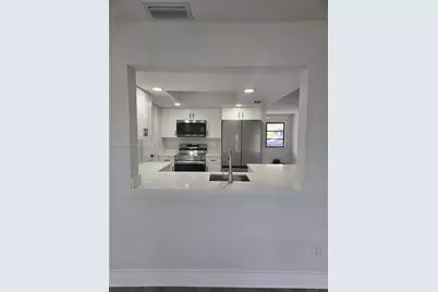 6855 NW 9th St, Margate, FL 33063 - Photo 5