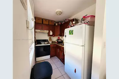 635 NW 22nd Rd, Fort Lauderdale, FL 33311 - Photo 15