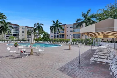 2801 Somerset Dr #408, Lauderdale Lakes, FL 33311 - Photo 21
