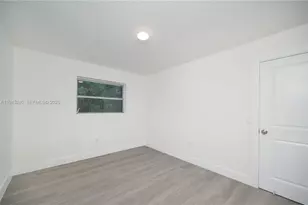 9040 NW 26th Pl Sunrise Golf Village, Sunrise, FL 33322 - Photo 19