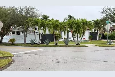 11321 SW 246th St, Homestead, FL 33032 - Photo 1