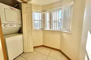 1250 SE 29th St, Homestead, FL 33035 - Photo 9