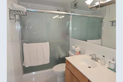 400 Kings Point Dr #1202, Sunny Isles Beach, FL 33160 - Photo 7