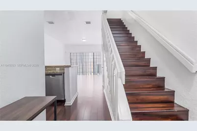 20820 San Simeon Way #24-G, Miami, FL 33179 - Photo 5