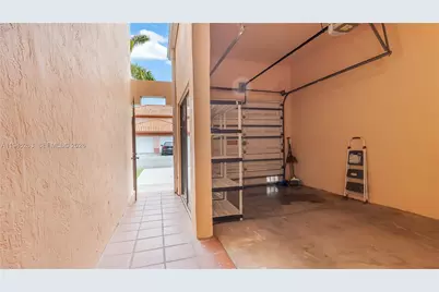 20820 San Simeon Way #24-G, Miami, FL 33179 - Photo 37