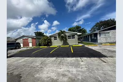844 SW 10th St, Hallandale Beach, FL 33009 - Photo 1