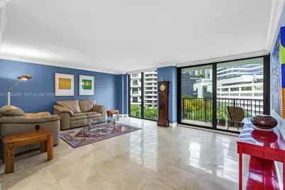 1450 Brickell Bay Dr #615, Miami, FL 33131 - Photo 5