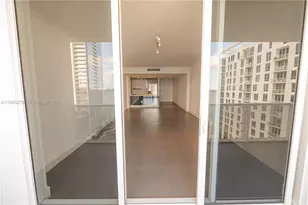 600 NE 27th St, Miami, FL 33137 - Photo 9