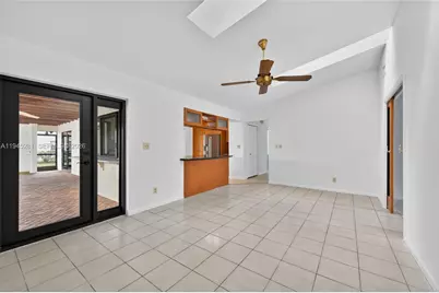 1060 NW 94th Ter, Plantation, FL 33322 - Photo 17