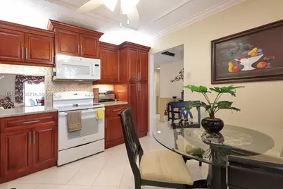 4940 E Sabal Palm Blvd #203, Tamarac, FL 33321 - Photo 3
