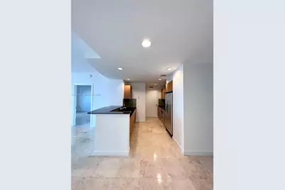 1060 Brickell Ave #2905, Miami, FL 33131 - Photo 5