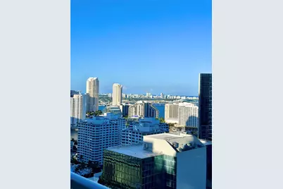 1060 Brickell Ave #2905, Miami, FL 33131 - Photo 13