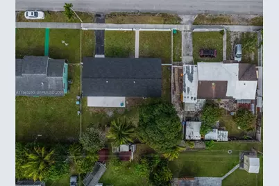 3960 NW 171st St, Miami Gardens, FL 33055 - Photo 43