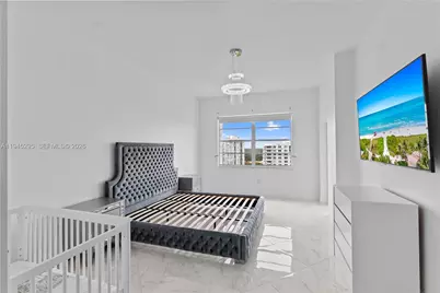 2851 NE 183rd St #2214E, Aventura, FL 33160 - Photo 11