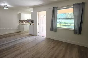 421 NE 1st St, Hallandale Beach, FL 33009 - Photo 5