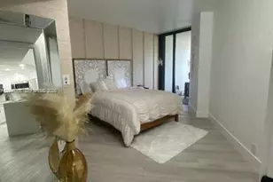 520 Brickell Key Dr, Miami, FL 33131 - Photo 7