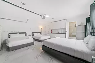 700 NW 9th Ct, Hallandale Beach, FL 33009 - Photo 27