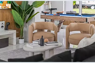 700 NW 9th Ct, Hallandale Beach, FL 33009 - Photo 21