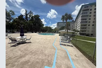 4200 Hillcrest Dr #1004, Hollywood, FL 33021 - Photo 13